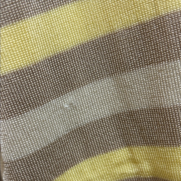 The Limited Yellow and Cream V-Neck Sweater - Picture 6 of 9